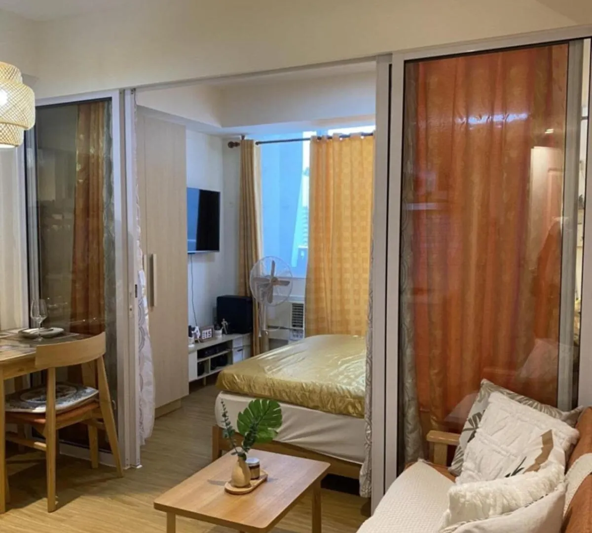 Cozy 1Br Azure Unit With Balcony Apartment Manila Philippines